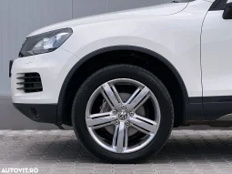 
										Volkswagen Touareg full									