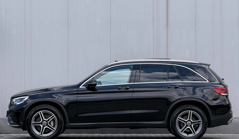 
								Mercedes-Benz GLC 300 de 4Matic 9G-TRONIC AMG Line Plus full									