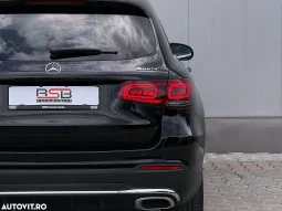 
										Mercedes-Benz GLC 300 de 4Matic 9G-TRONIC AMG Line Plus full									