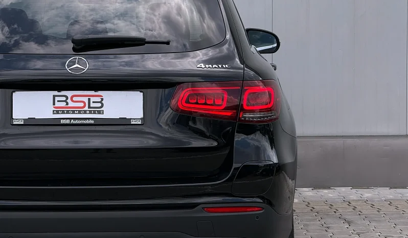 
								Mercedes-Benz GLC 300 de 4Matic 9G-TRONIC AMG Line Plus full									