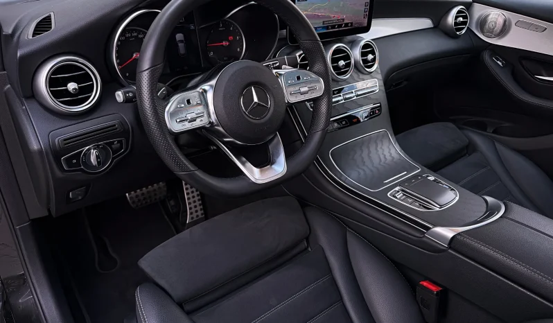 
								Mercedes-Benz GLC 300 de 4Matic 9G-TRONIC AMG Line Plus full									