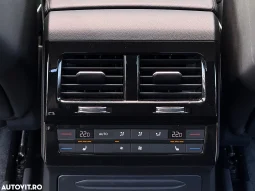 
										Volkswagen Touareg 3.0 V6 TDI 4Motion DPF Automatik Elegance full									