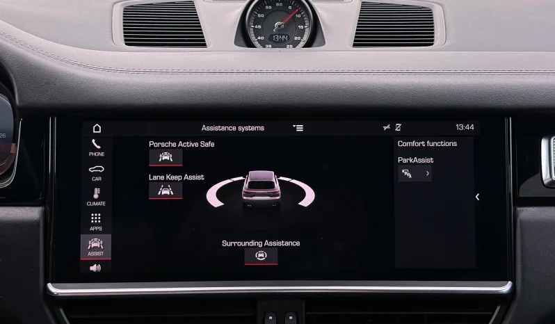 
								Porsche Cayenne S full									