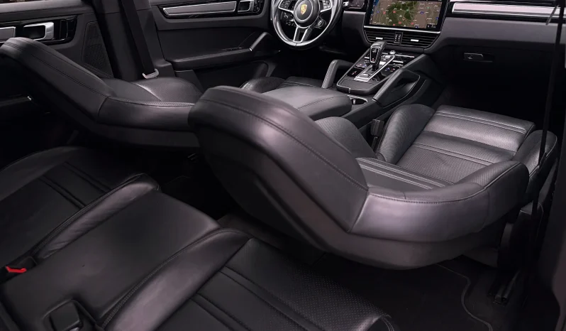 
								Porsche Cayenne S full									