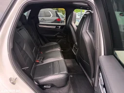 
										Porsche Cayenne S full									