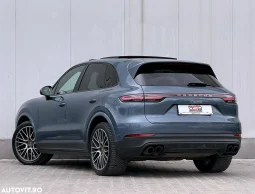 
										Porsche Cayenne Standard full									