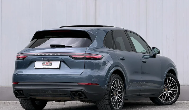 
								Porsche Cayenne Standard full									