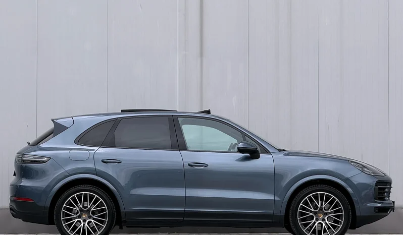 
								Porsche Cayenne Standard full									
