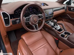 
										Porsche Cayenne Standard full									