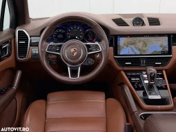 
										Porsche Cayenne Standard full									