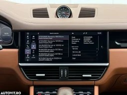 
										Porsche Cayenne Standard full									