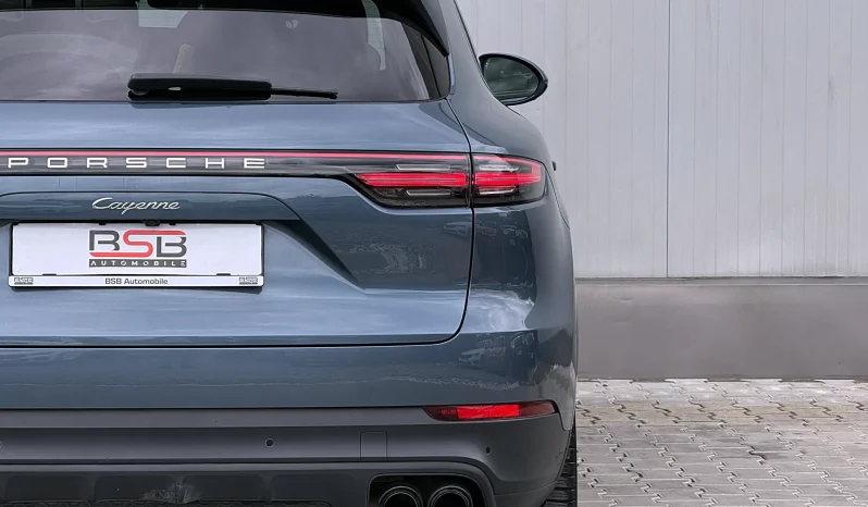 
								Porsche Cayenne Standard full									