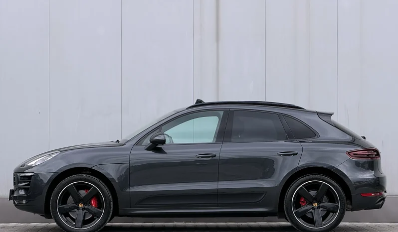 
								Porsche Macan GTS PDK full									