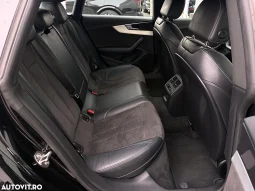 
										Audi S5 Sportback full									