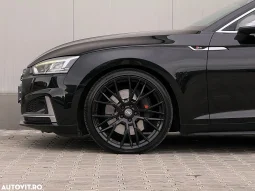 
										Audi S5 Sportback full									