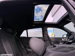 
										Mercedes-Benz GLE Coupe AMG 53 PHEV full									