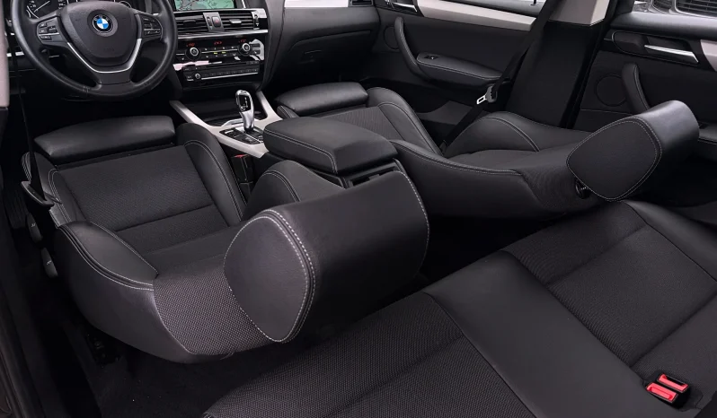 
								BMW X3 xDrive20d AT xLine full									