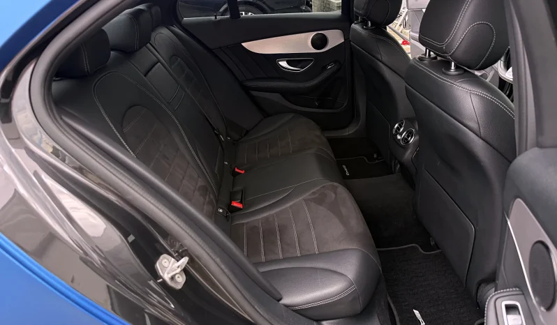 
								Mercedes-Benz C 200 9G-TRONIC AMG Line full									