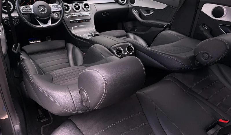 
								Mercedes-Benz C 200 9G-TRONIC AMG Line full									