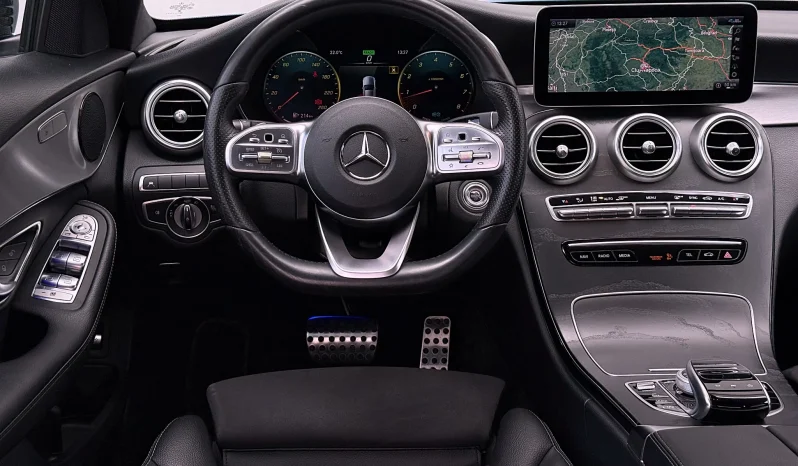 
								Mercedes-Benz C 200 9G-TRONIC AMG Line full									