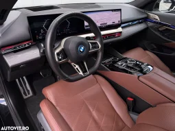 
										BMW Seria 5 550e xDrive AT PHEV full									