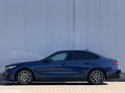 
										BMW Seria 5 520i AT MHEV full									