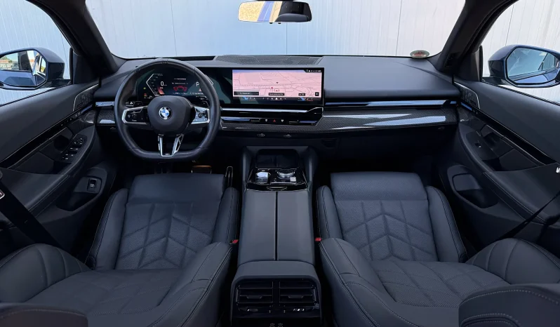 
								BMW Seria 5 520i AT MHEV full									