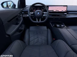 
										BMW Seria 5 520i AT MHEV full									