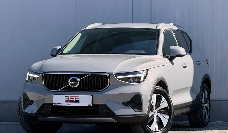 
								Volvo XC 40 B3 B DKG Plus Bright full									