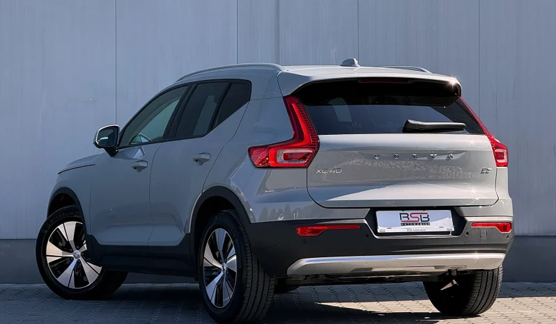 
								Volvo XC 40 B3 B DKG Plus Bright full									