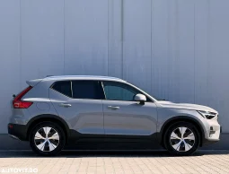 
										Volvo XC 40 B3 B DKG Plus Bright full									