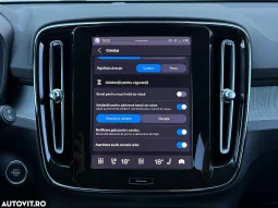 
										Volvo XC 40 B3 B DKG Plus Bright full									