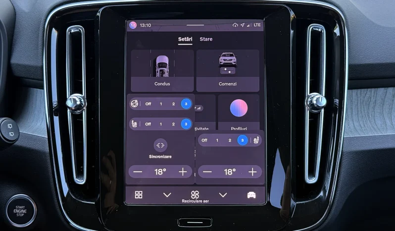 
								Volvo XC 40 B3 B DKG Plus Bright full									