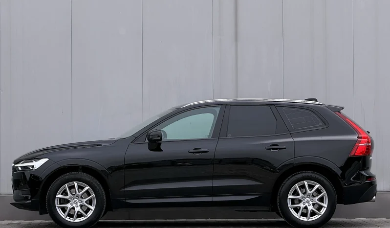 
								Volvo XC 60 D4 AWD Momentum full									