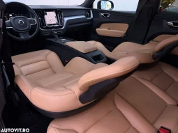 
										Volvo XC 60 D4 AWD Momentum full									