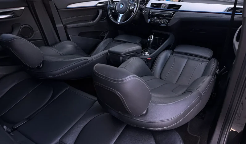 
								BMW X2 full									