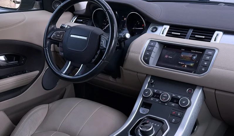 
								Land Rover Range Rover Evoque 2.0 D150 R-Dynamic full									
