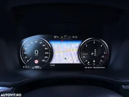 
										Volvo XC 60 B4 MHEV AWD R-Design full									