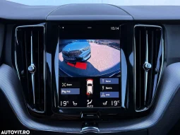 
										Volvo XC 60 B4 MHEV AWD R-Design full									