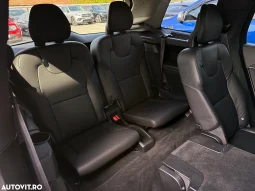 
										Volvo XC 90 B5 MHEV AWD 7 locuri Inscription full									
