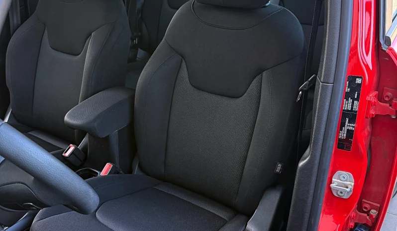 
								Jeep Renegade full									