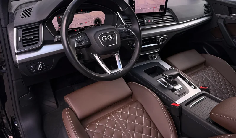 
								Audi Q5 40 TDI quattro S tronic S line business full									
