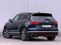 
										Volkswagen Touareg 3.0 V6 TDI 4Motion DPF Automatik Elegance full									