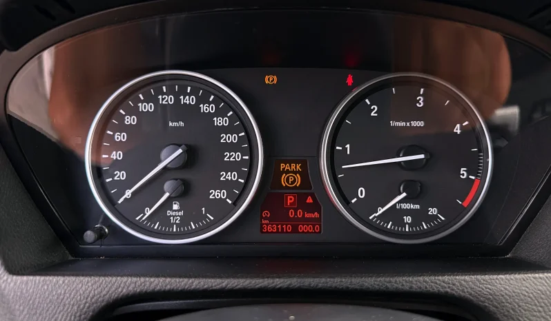 
								BMW X5 xDrive30d M Sport Edition full									