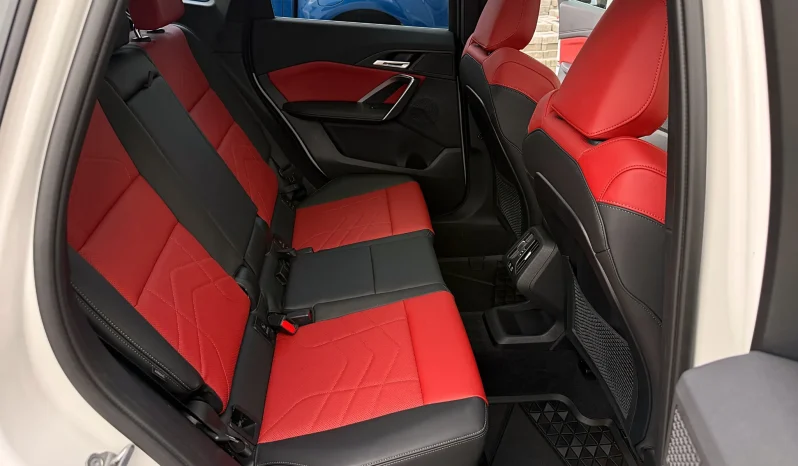 
								BMW X1 full									