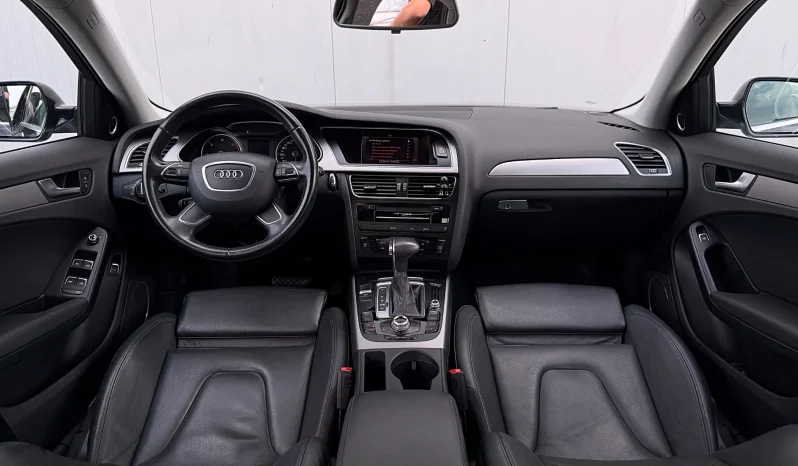 
								Audi A4 Limuzina 2.0 TDI DPF multitronic Attraction full									