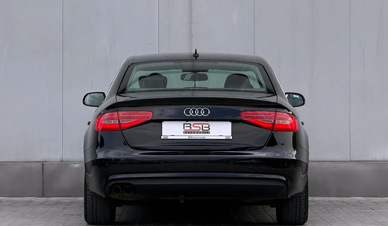 
								Audi A4 Limuzina 2.0 TDI DPF multitronic Attraction full									