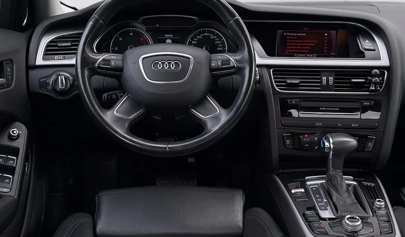 
								Audi A4 Limuzina 2.0 TDI DPF multitronic Attraction full									
