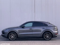 
										Porsche Cayenne Coupe Tiptronic S Platinum Edition full									