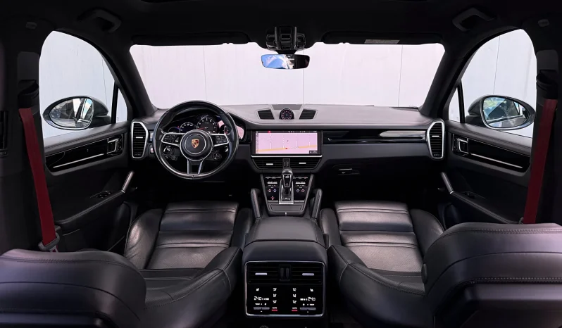
								Porsche Cayenne Coupe Tiptronic S Platinum Edition full									